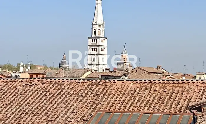 Rexer-Modena-Palazzo-in-centro-atorico-Altro