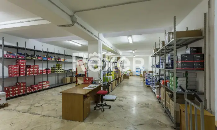 Rexer-Bari-LOCALE-COMMERCIALE-VIA-BRIGATA-REGINA-A-Altro