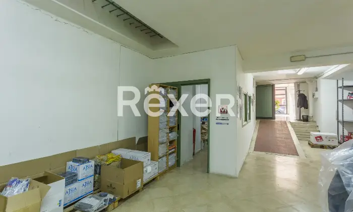 Rexer-Bari-LOCALE-COMMERCIALE-VIA-BRIGATA-REGINA-A-Altro