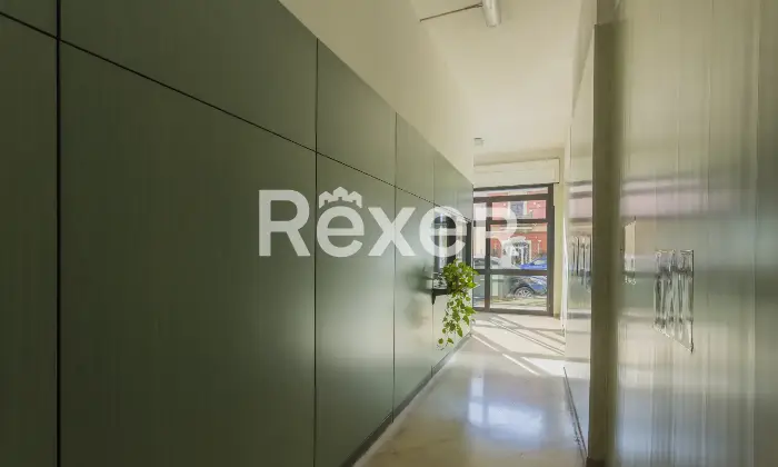 Rexer-Bari-LOCALE-COMMERCIALE-VIA-BRIGATA-REGINA-A-Altro