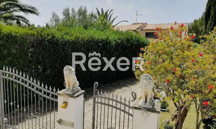 Rexer-Comiso-VILLA-UNIFAMILIARE-A-COMISO-Giardino