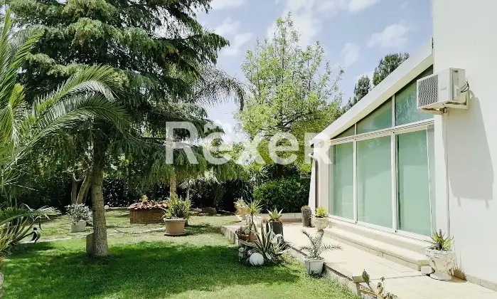 Rexer-Comiso-VILLA-UNIFAMILIARE-A-COMISO-Giardino