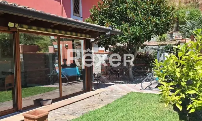 Rexer-Catanzaro-Villa-in-vendita-in-Via-dei-Conti-Falluc-a-Catanzaro-Altro