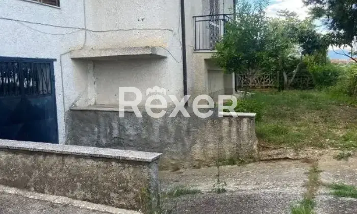 Rexer-Roggiano-Gravina-Casa-indipendente-in-vendita-in-Via-Thurio-a-Roggiano-Gravina-Altro