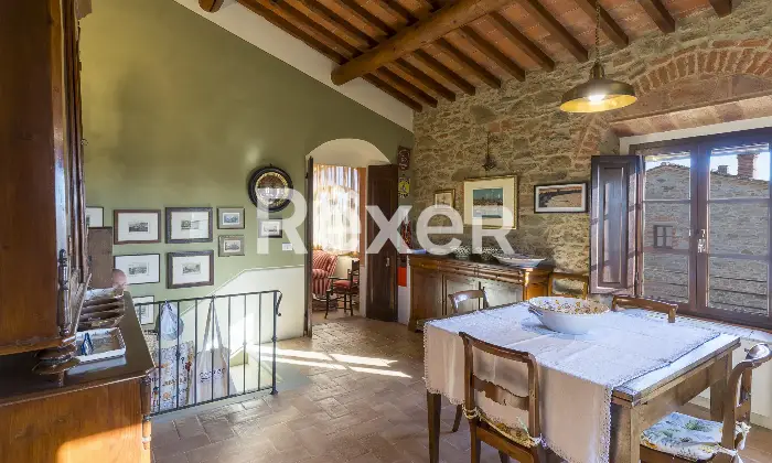 Rexer-Cortona-Affascinante-appartamento-su-due-livelli-in-antica-Leopoldina-con-piscina-e-impianti-sportivi-Altro