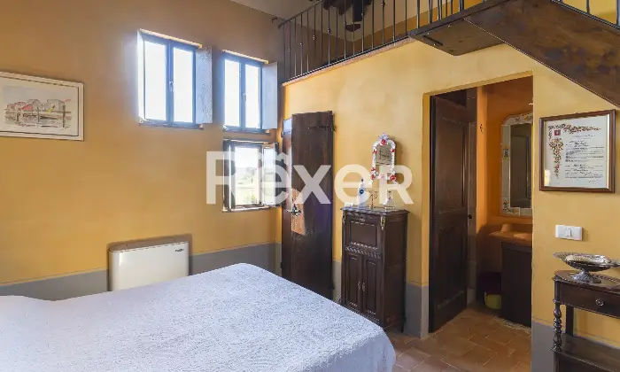 Rexer-Cortona-Affascinante-appartamento-su-due-livelli-in-antica-Leopoldina-con-piscina-e-impianti-sportivi-Altro