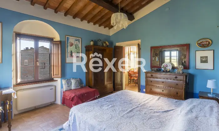 Rexer-Cortona-Affascinante-appartamento-su-due-livelli-in-antica-Leopoldina-con-piscina-e-impianti-sportivi-Altro