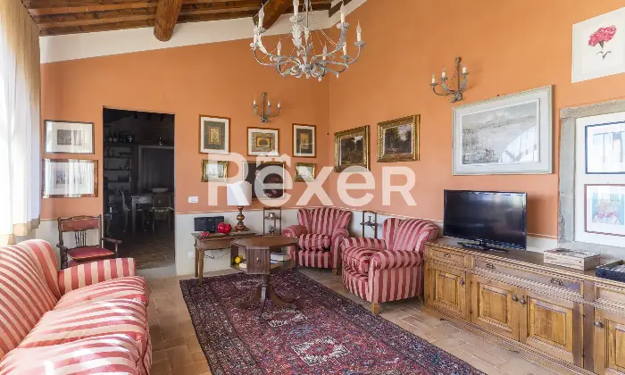 Rexer-Cortona-Affascinante-appartamento-su-due-livelli-in-antica-Leopoldina-con-piscina-e-impianti-sportivi-Altro