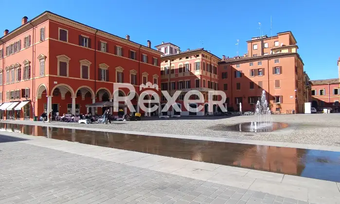 Rexer-Modena-LUltimo-Piano-in-Piazza-Roma-Il-tuo-rifugio-da-sognare-nel-cuore-di-Modena-Altro