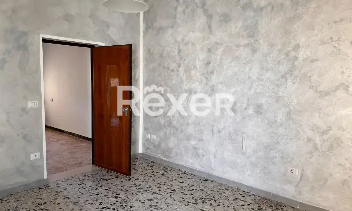 Rexer-Bosa-Ampio-appartamento-pronto-da-abitare-Altro