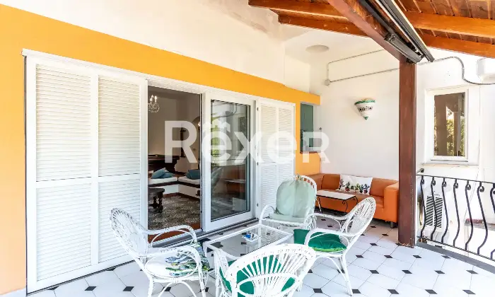 Rexer-Forio-VILLA-IMMERSA-NEL-VERDE-IN-VENDITA-A-FORIO-ISOLA-DISCHIA-Altro