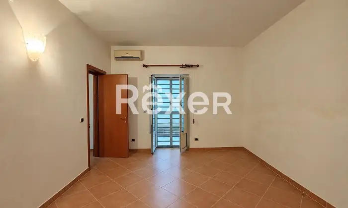 Rexer-Bari-Bilocale-in-vendita-in-Via-Libert-Libert-Bari-Altro