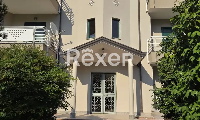 Rexer-Castel-Campagnano-Trilocale-in-vendita-in-Via-Ernesto-Cusani-a-Castel-Campagnano-Altro