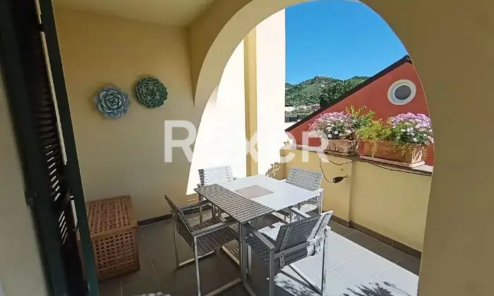 Rexer-Albisola-Superiore-Trilocale-in-vendita-in-Borgo-degli-Erchi-ad-Albisola-Superiore-Altro