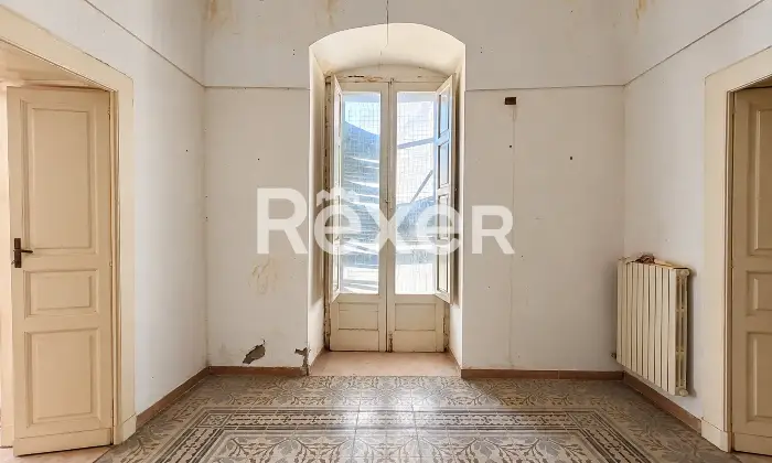 Rexer-Ruvo-di-Puglia-Palazzotto-storico-su-pi-livelli-con-terrazzo-panoramico-in-Via-Cattedrale-Ruvo-di-Puglia-Altro