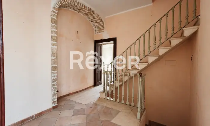 Rexer-Ruvo-di-Puglia-Palazzotto-storico-su-pi-livelli-con-terrazzo-panoramico-in-Via-Cattedrale-Ruvo-di-Puglia-Altro