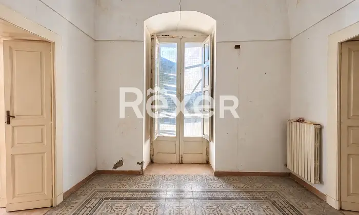 Rexer-Ruvo-di-Puglia-Palazzotto-storico-su-pi-livelli-con-terrazzo-panoramico-in-Via-Cattedrale-Ruvo-di-Puglia-Altro