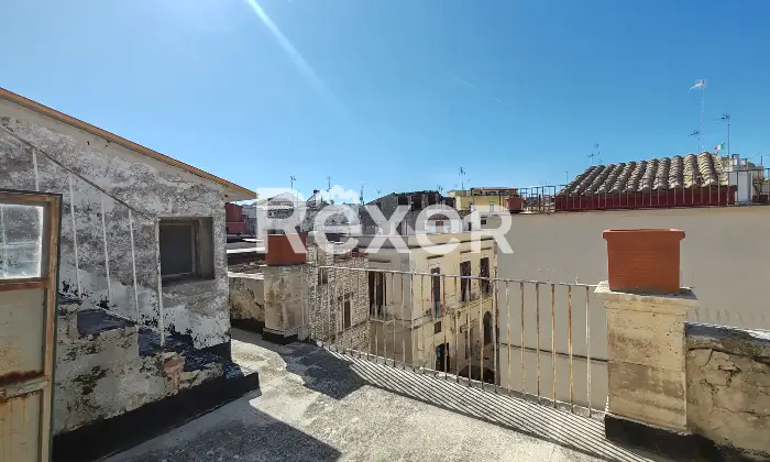 Rexer-Ruvo-di-Puglia-Palazzotto-storico-su-pi-livelli-con-terrazzo-panoramico-in-Via-Cattedrale-Ruvo-di-Puglia-Altro