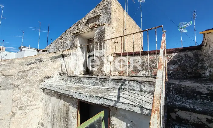 Rexer-Ruvo-di-Puglia-Palazzotto-storico-su-pi-livelli-con-terrazzo-panoramico-in-Via-Cattedrale-Ruvo-di-Puglia-Altro