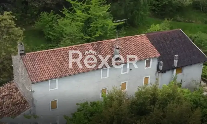Rexer-Tarzo-Dimora-storica-in-vendita-in-Localit-Mondragon-di-Arfanta-a-Travo-Altro