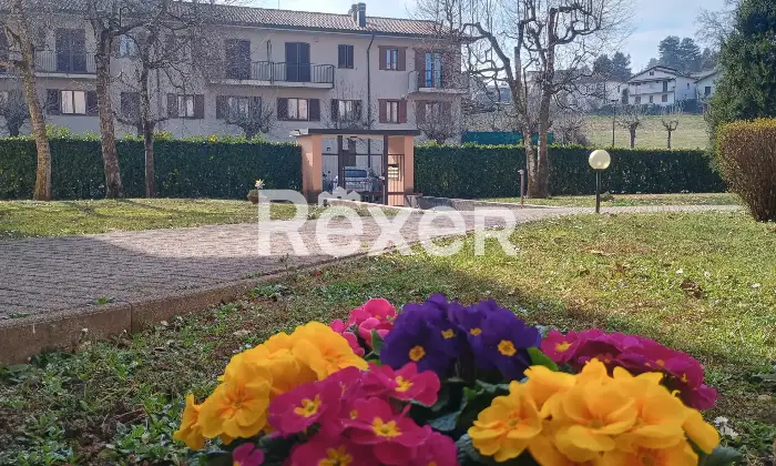 Rexer-Olgiate-Comasco-Trilocale-con-doppi-servizi-e-garage-Zonecomuni