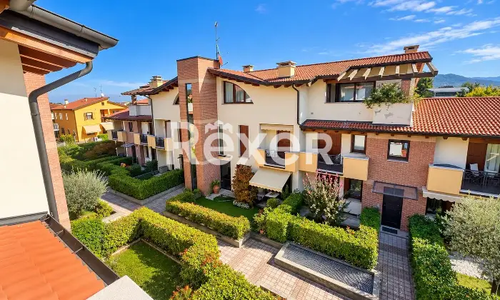 Rexer-Montecchio-Maggiore-Ampio-attico-con-terrazza-Altro