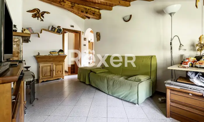 Rexer-Castiglione-Dintelvi-Bilocale-con-giardino-e-posto-auto-coperto-Altro