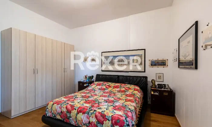 Rexer-Ferrara-Appartamento-camere-e-due-bagni-Altro