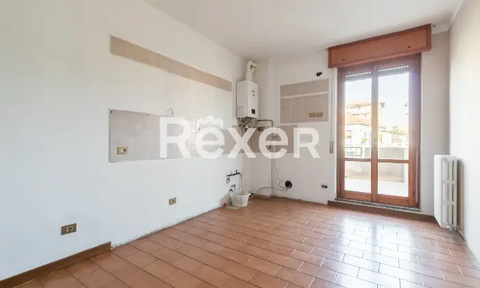 Rexer-NOVA-MILANESE-luminoso-e-ampio-trilocale-con-cucina-abitabile-doppi-servizi-ampio-balcone-cantina-e-box-Altro