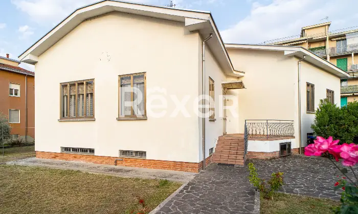Rexer-Collecchio-Casa-indipendente-con-ampio-giardino-privato-nel-cuore-di-Collecchio-Altro