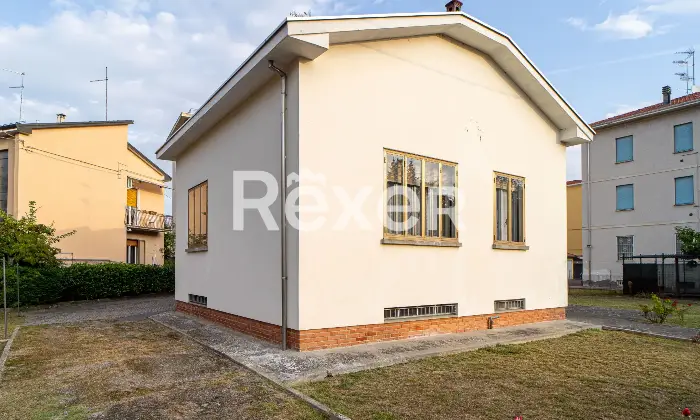 Rexer-Collecchio-Casa-indipendente-con-ampio-giardino-privato-nel-cuore-di-Collecchio-Altro