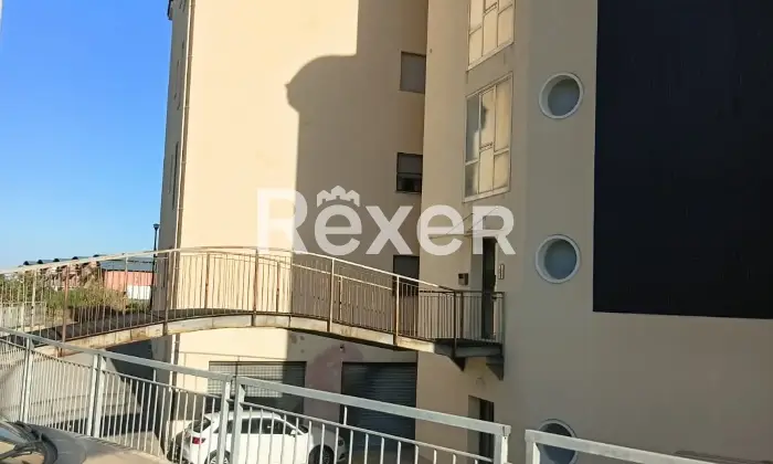 Rexer-Satriano-Appartamento-con-ampio-balcone-e-box-auto-in-Via-Pietro-Nenni-Satriano-Altro