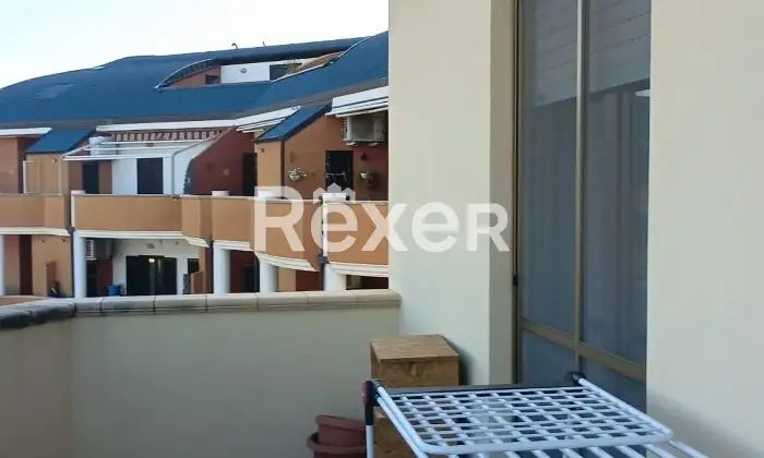 Rexer-Satriano-Appartamento-con-ampio-balcone-e-box-auto-in-Via-Pietro-Nenni-Satriano-Altro