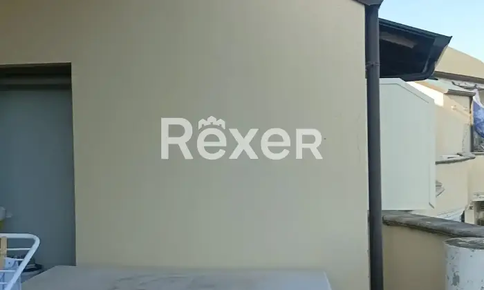 Rexer-Satriano-Appartamento-con-ampio-balcone-e-box-auto-in-Via-Pietro-Nenni-Satriano-Altro
