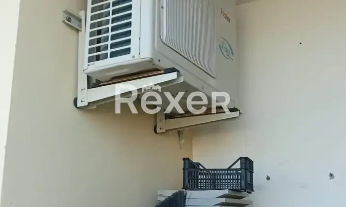 Rexer-Satriano-Appartamento-con-ampio-balcone-e-box-auto-in-Via-Pietro-Nenni-Satriano-Altro