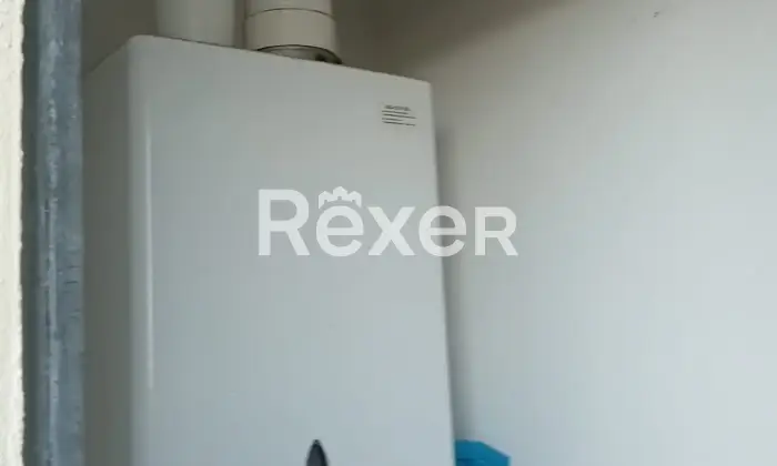 Rexer-Satriano-Appartamento-con-ampio-balcone-e-box-auto-in-Via-Pietro-Nenni-Satriano-Altro
