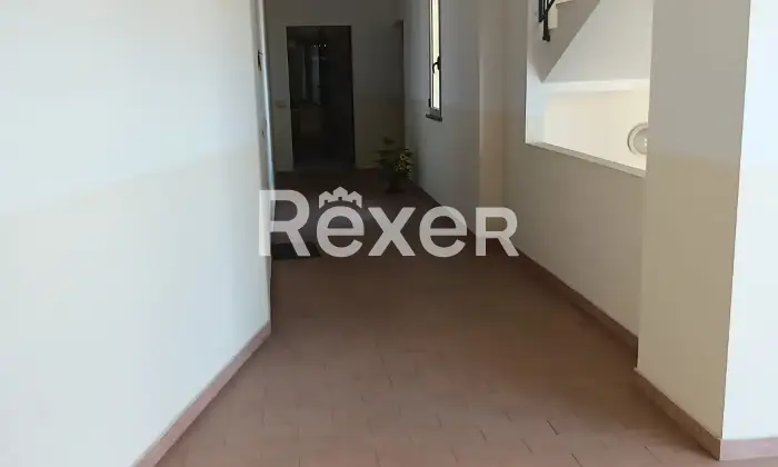 Rexer-Satriano-Appartamento-con-ampio-balcone-e-box-auto-in-Via-Pietro-Nenni-Satriano-Altro