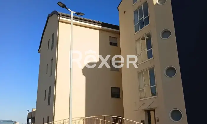 Rexer-Satriano-Appartamento-con-ampio-balcone-e-box-auto-in-Via-Pietro-Nenni-Satriano-Altro