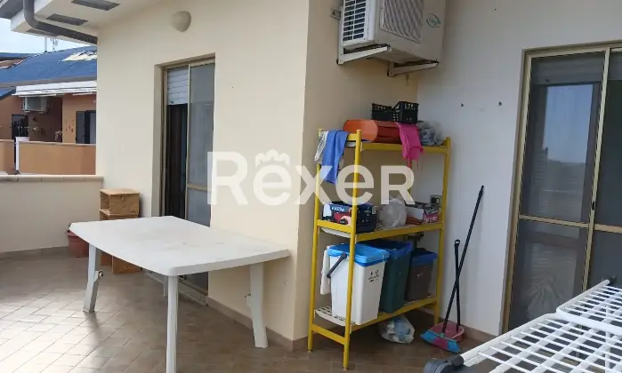Rexer-Satriano-Appartamento-con-ampio-balcone-e-box-auto-in-Via-Pietro-Nenni-Satriano-Altro