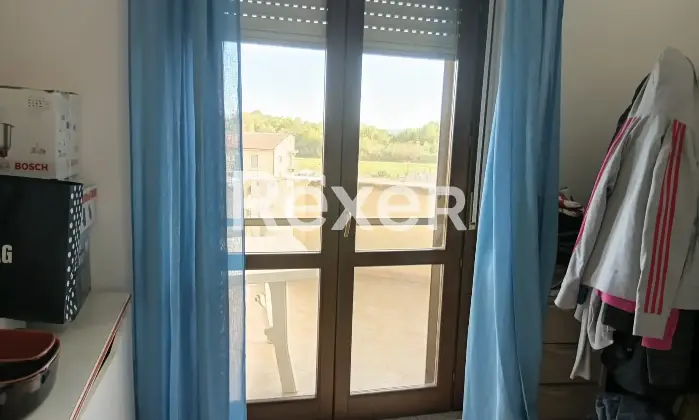 Rexer-Satriano-Appartamento-con-ampio-balcone-e-box-auto-in-Via-Pietro-Nenni-Satriano-Altro