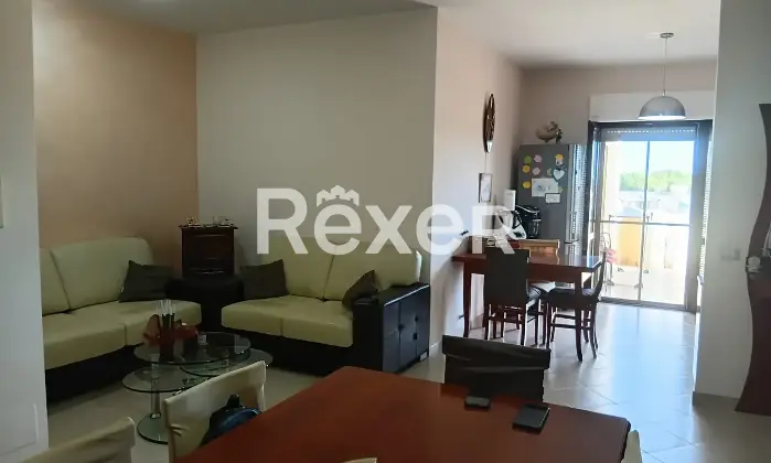 Rexer-Satriano-Appartamento-con-ampio-balcone-e-box-auto-in-Via-Pietro-Nenni-Satriano-Altro