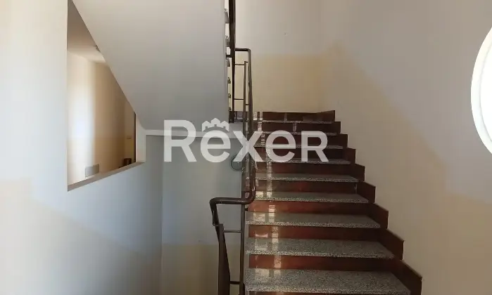 Rexer-Satriano-Appartamento-con-ampio-balcone-e-box-auto-in-Via-Pietro-Nenni-Satriano-Altro