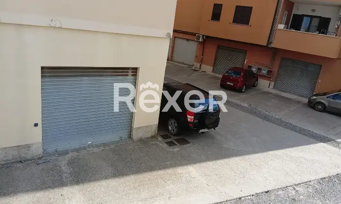 Rexer-Satriano-Appartamento-con-ampio-balcone-e-box-auto-in-Via-Pietro-Nenni-Satriano-Altro