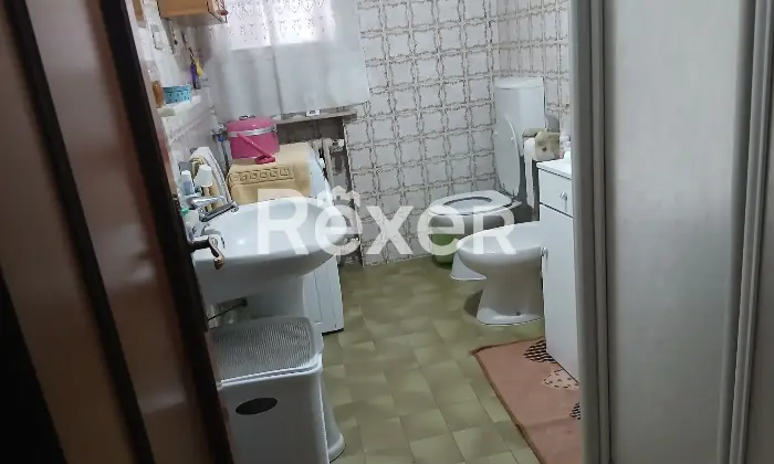 Rexer-Parma-PRIVATO-VENDE-Trilocale-con-Garage-doppi-servizi-no-agenzia-Bagno