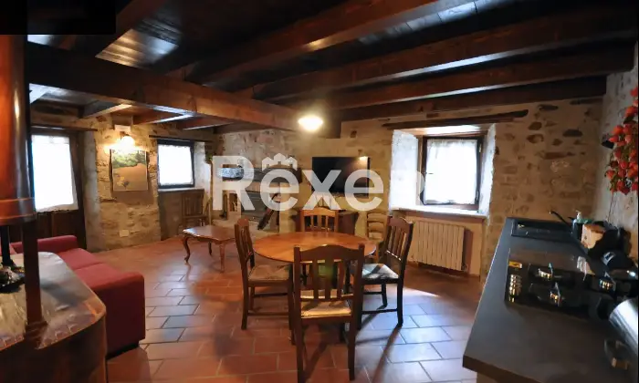 Rexer-Val-di-Nizza-Intero-edificio-in-vendita-in-Via-Monte-a-Val-di-Nizza-Altro