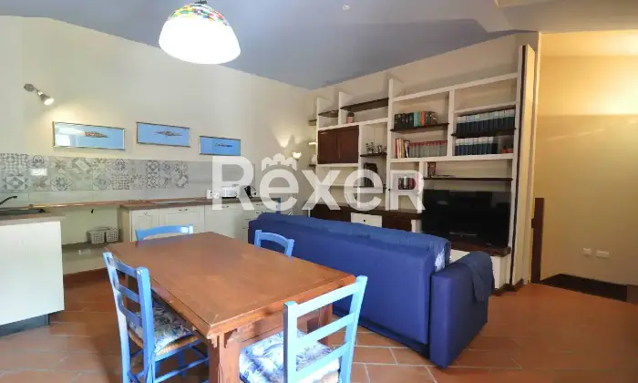 Rexer-Val-di-Nizza-Intero-edificio-in-vendita-in-Via-Monte-a-Val-di-Nizza-Altro