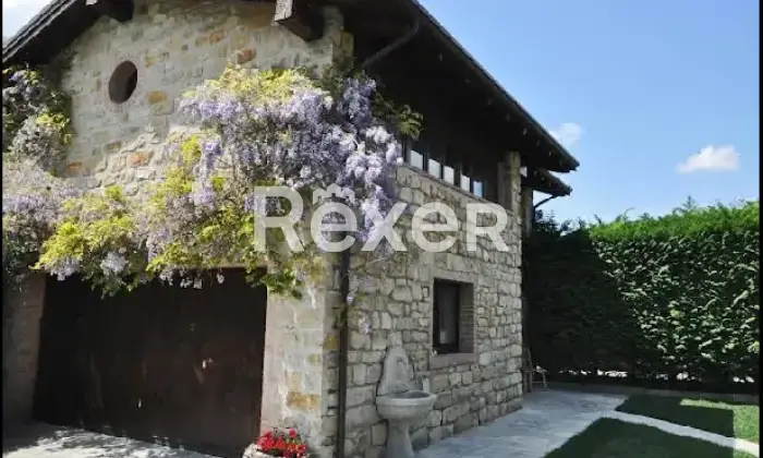 Rexer-Val-di-Nizza-Intero-edificio-in-vendita-in-Via-Monte-a-Val-di-Nizza-Altro