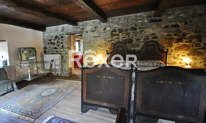 Rexer-Val-di-Nizza-Intero-edificio-in-vendita-in-Via-Monte-a-Val-di-Nizza-Altro