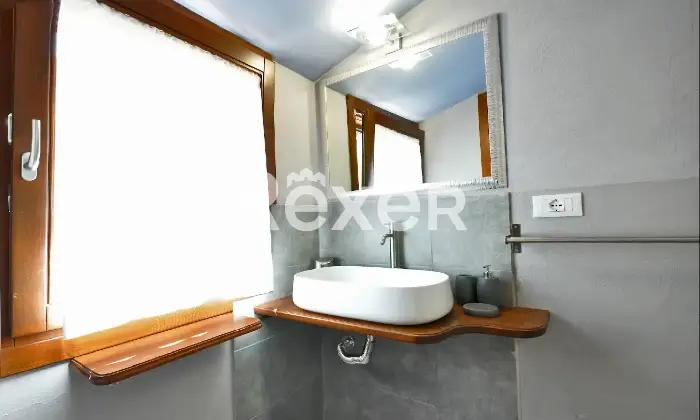 Rexer-Val-di-Nizza-Intero-edificio-in-vendita-in-Via-Monte-a-Val-di-Nizza-Altro