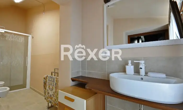 Rexer-Val-di-Nizza-Intero-edificio-in-vendita-in-Via-Monte-a-Val-di-Nizza-Altro